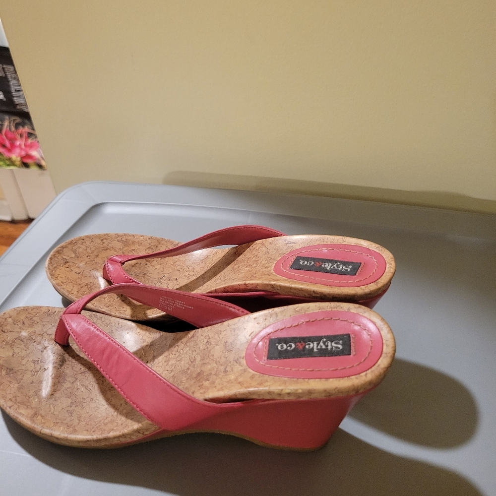 Women's Style and Co Sandle